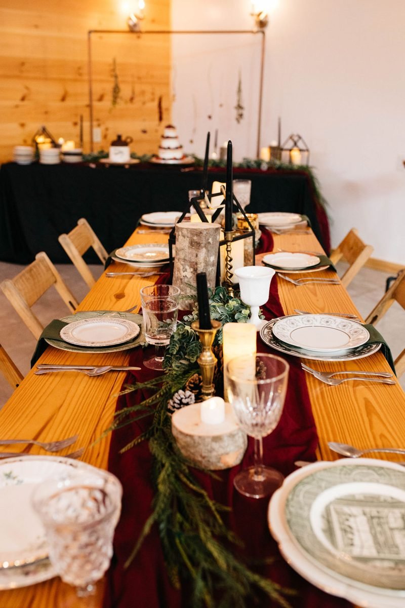 Holiday table at Elderwild at the Gorge